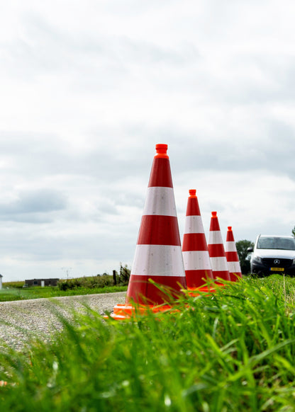 Verkehrskegel 75 cm mit 3M Klasse 3 Folie reflektierend
