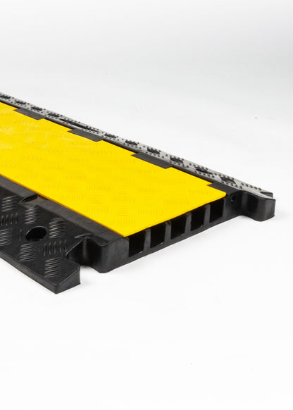 Gummikabelbrücke 90 cm – 5 Kanäle, 9 t belastbar & rutschfest