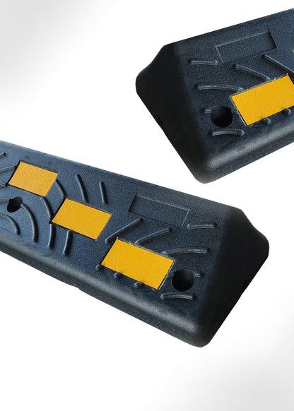 LKW-Radstopp – Robuste Parkplatzbegrenzung mit Reflexstreifen