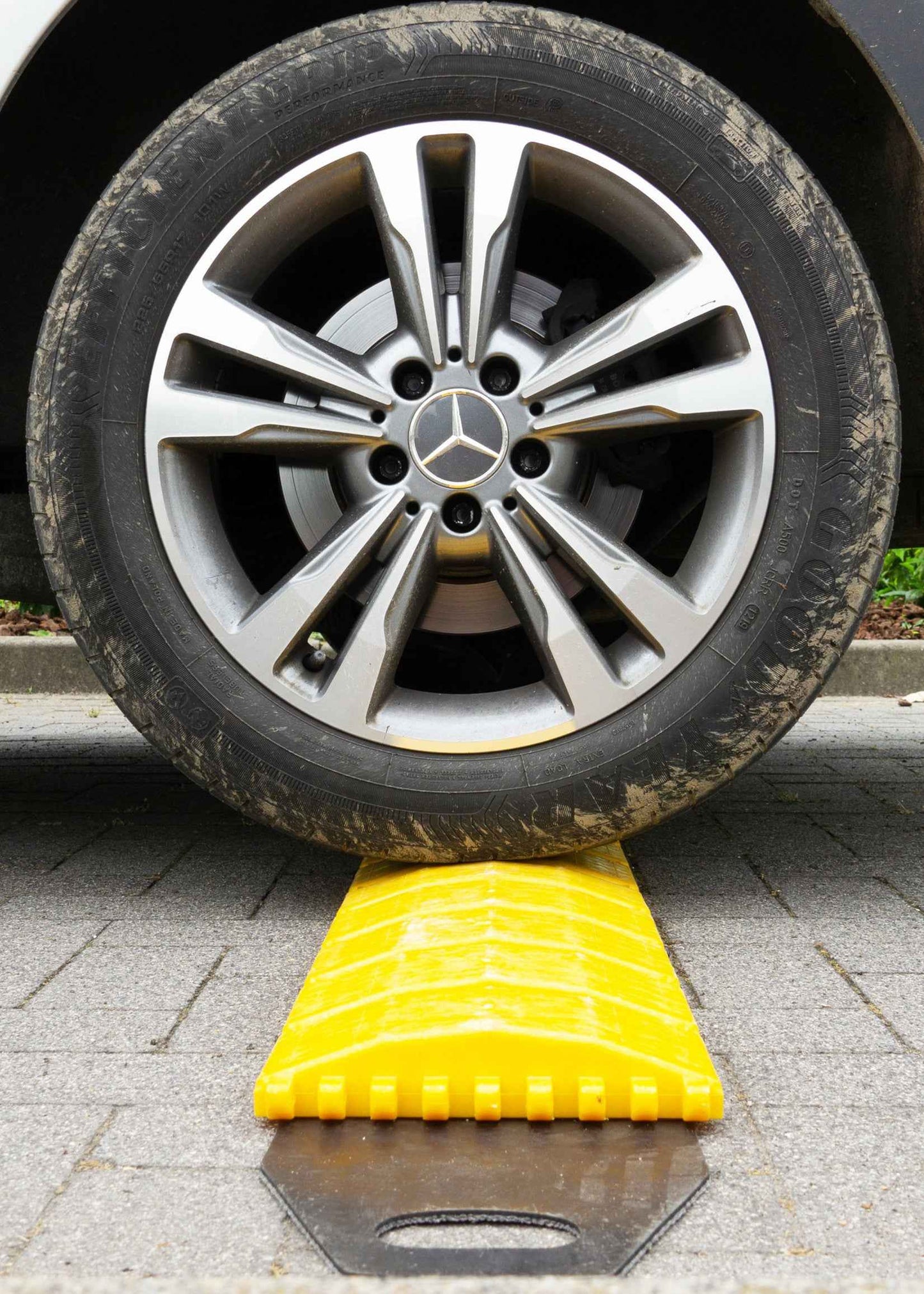 Mobile Temposchwelle 300 cm aufrollbar & rutschfest