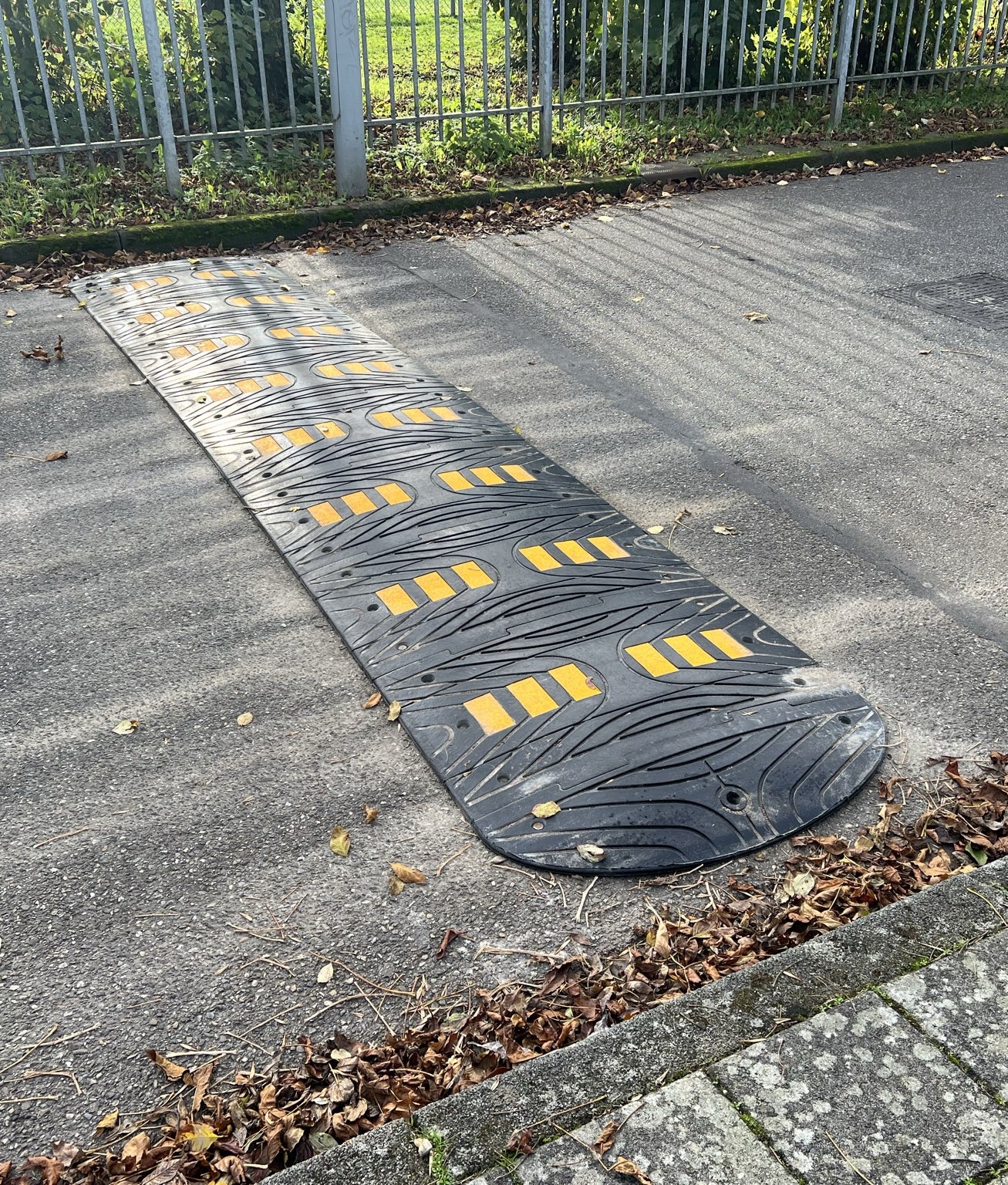 Temposchwelle 5 cm – Mittelelement Schwarz-Gelb